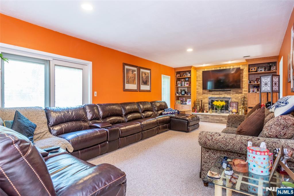 35 Herbert Terrace - Photo 4