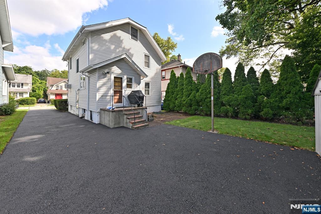 856 Ester Avenue