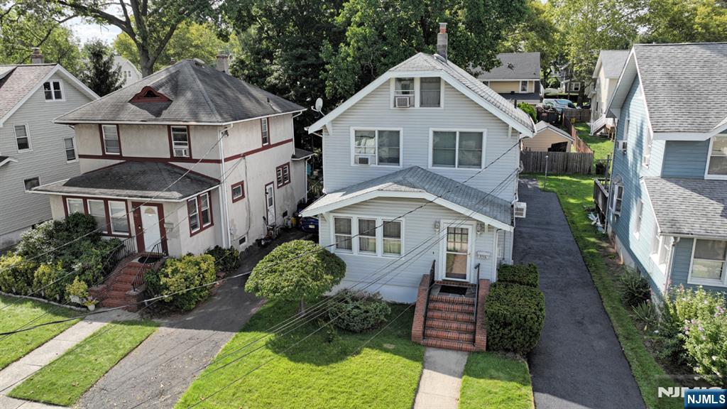 856 Ester Avenue