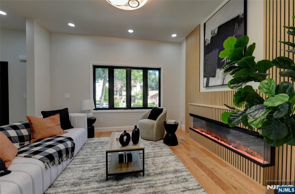 49 Longview Avenue - Photo 5