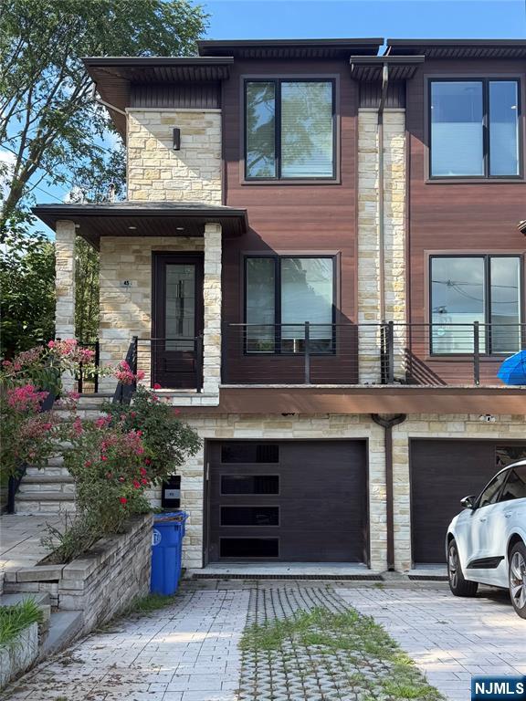 45 Columbus Drive - Photo 1