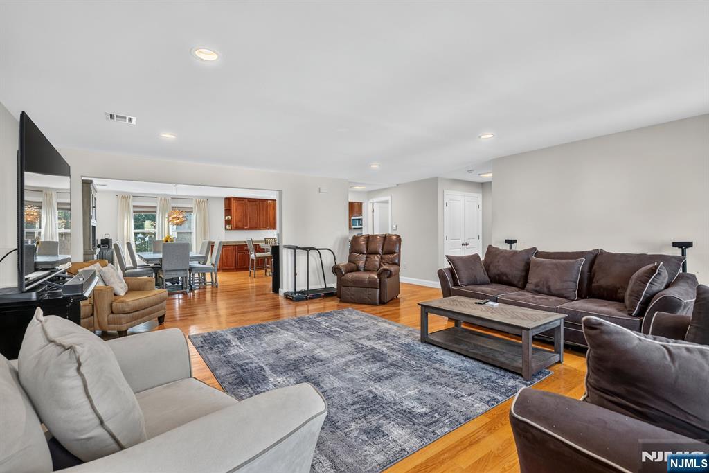 12 Washington Place A - Photo 5