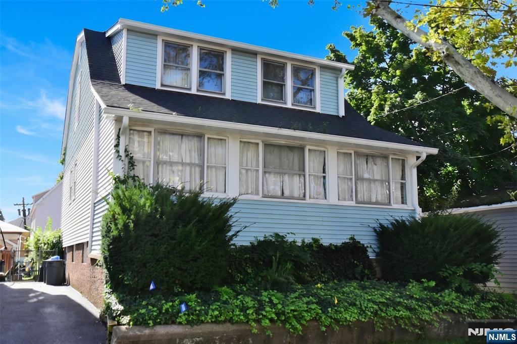 80 14th Street - Photo 1