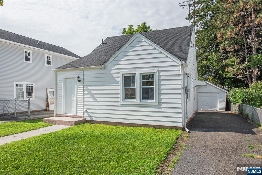 50 Birch Street - Photo 2