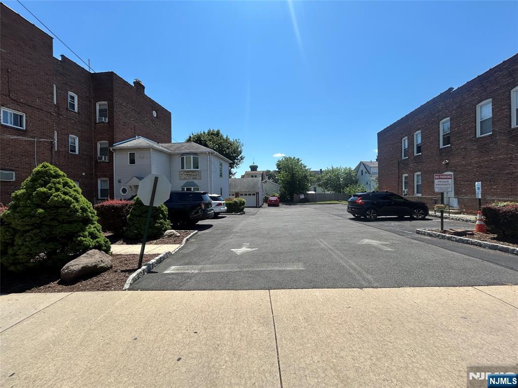 657 Van Houten Avenue - Photo 2