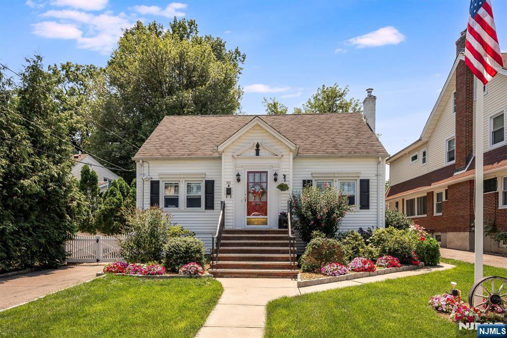 325 Terhune Avenue - Photo 2