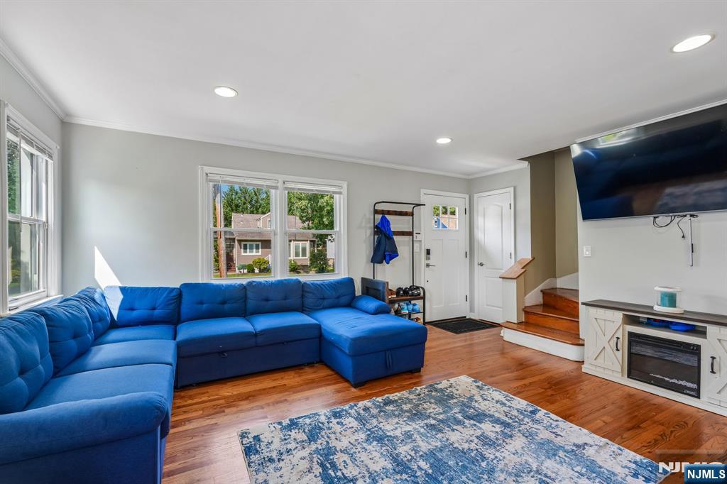 122 Maplewood Avenue - Photo 5