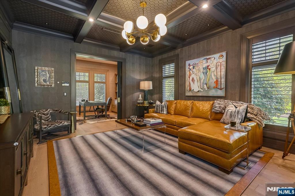 555 Miller Court — photo 10