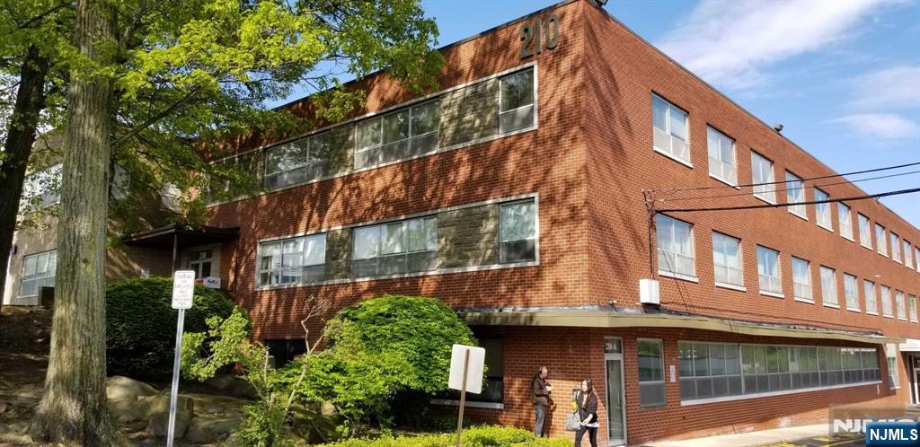 210 Sylvan Avenue A8 - Photo 1