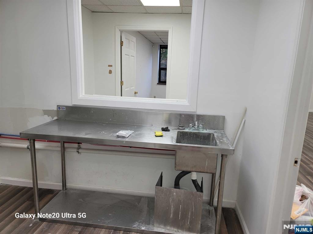 210 Sylvan Avenue A8 - Photo 5