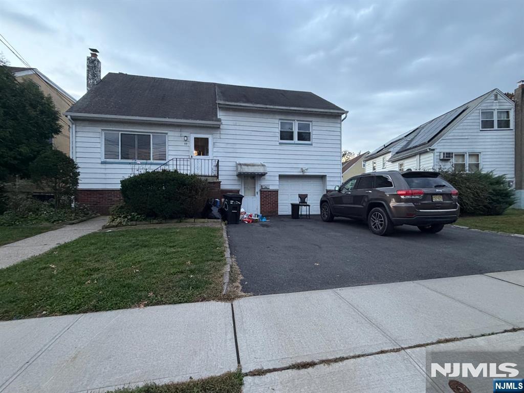 55 Poplar Avenue - Photo 1