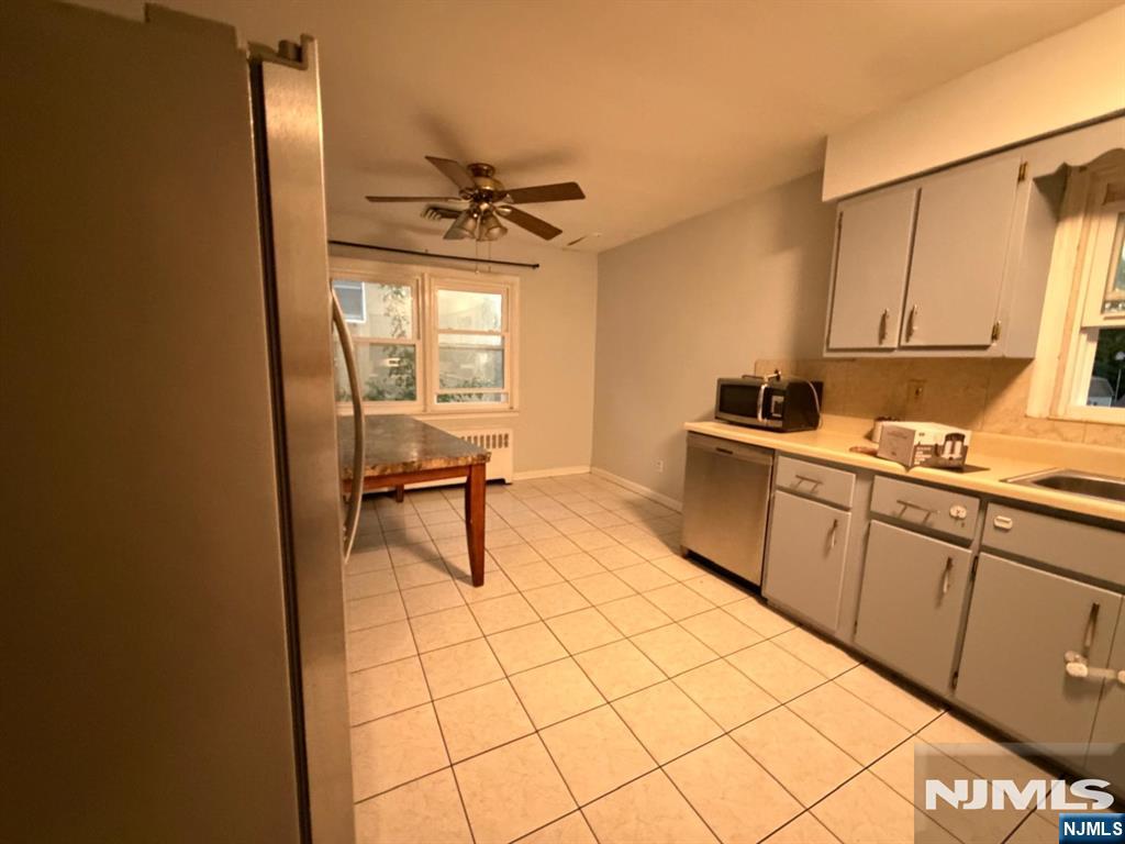 55 Poplar Avenue - Photo 3