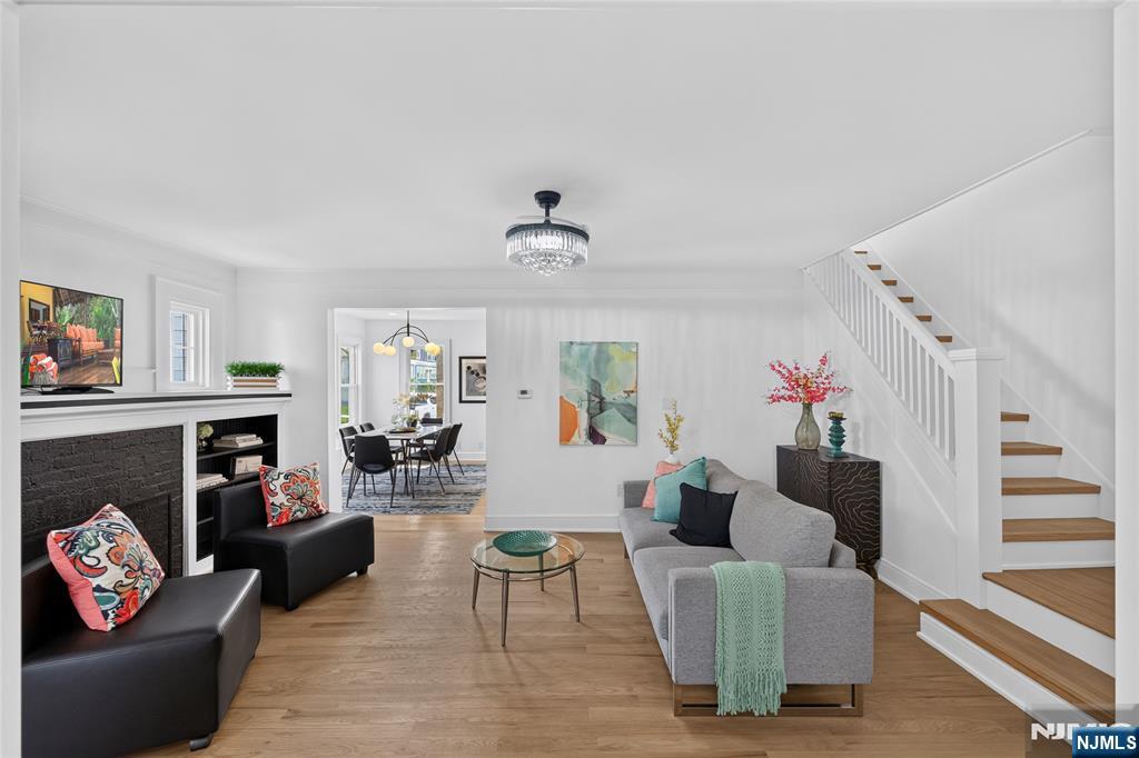 32 Fontaine Avenue - Photo 1