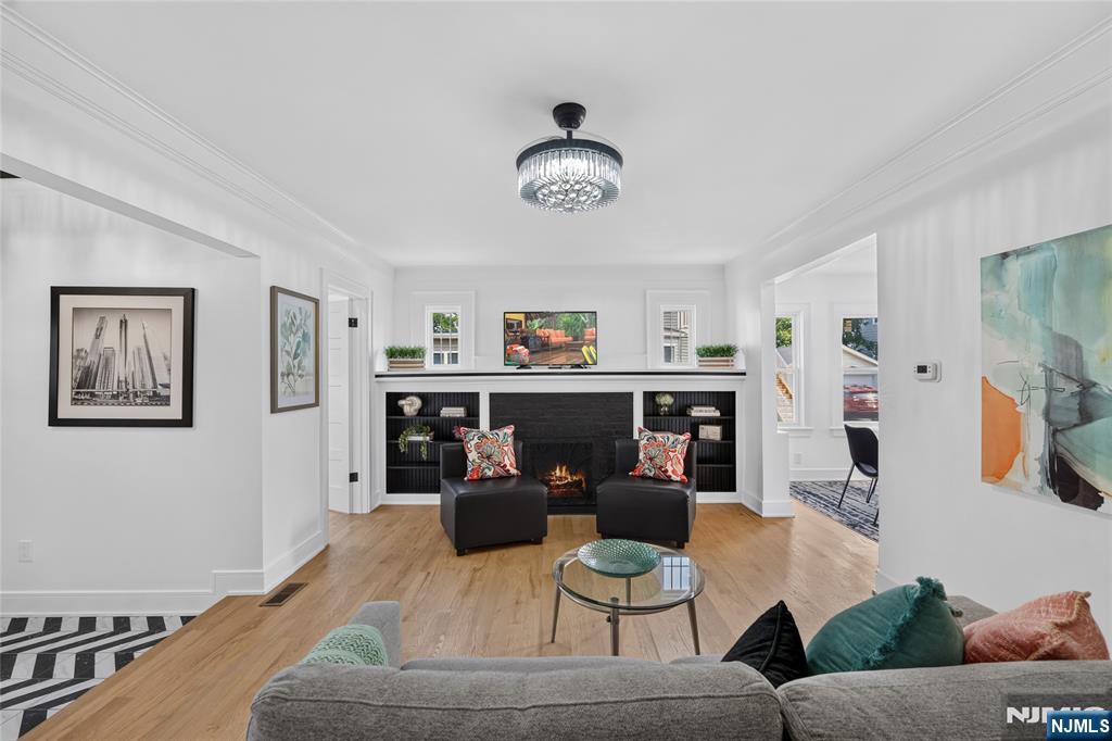32 Fontaine Avenue - Photo 2