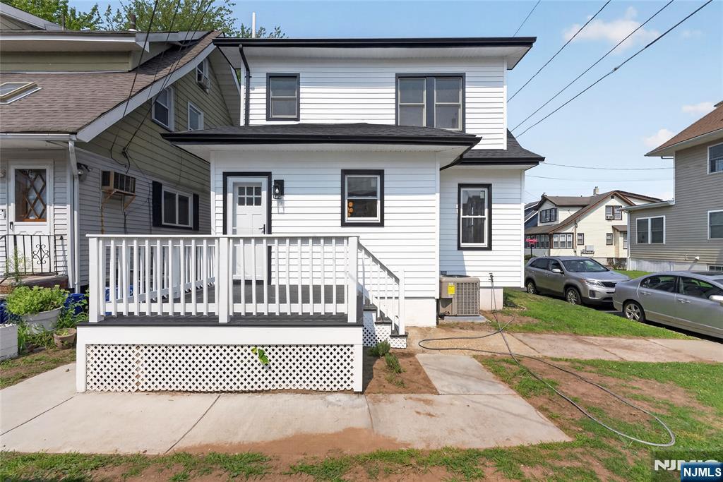 32 Fontaine Avenue