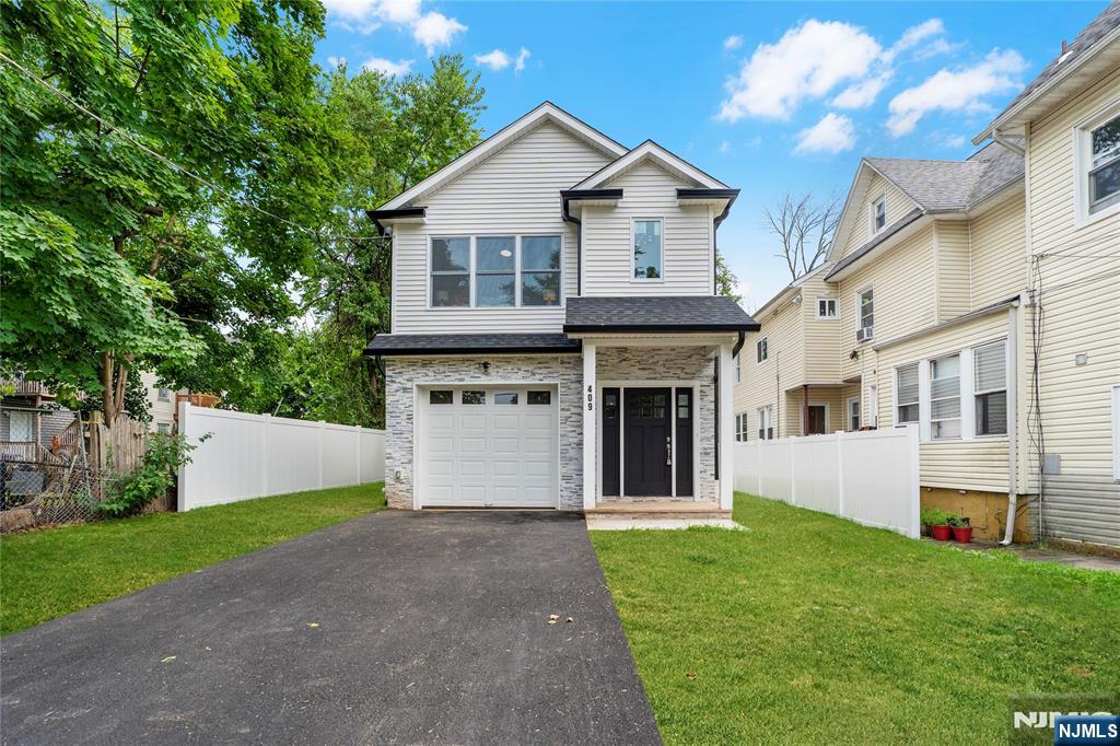 409 John Street - Photo 1
