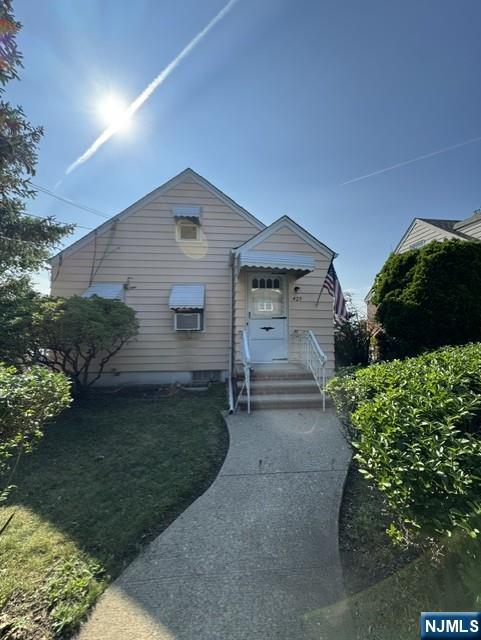 429 Macarthur Avenue - Photo 1
