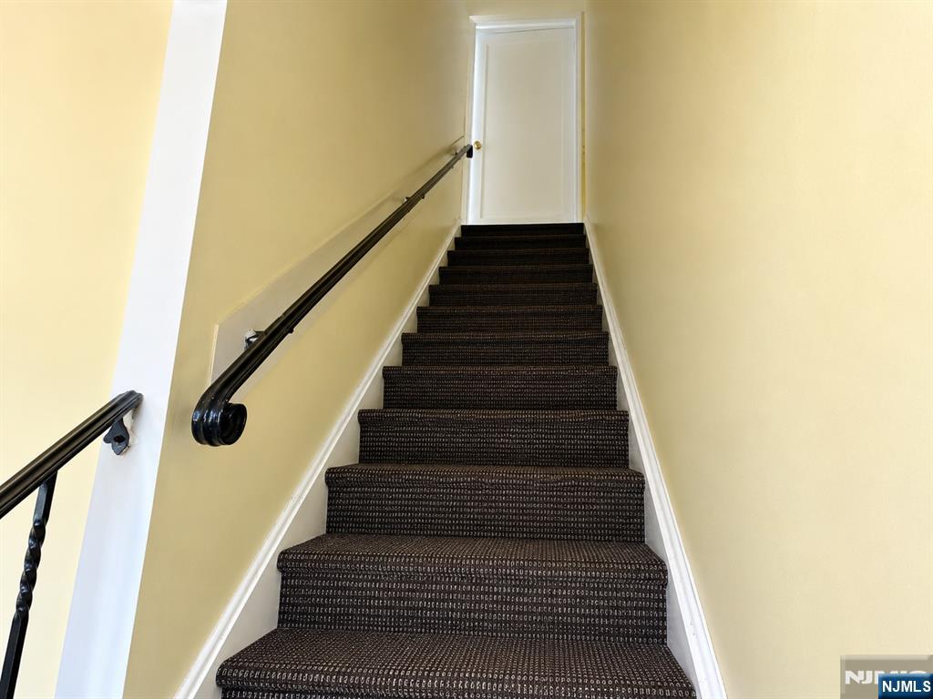 480 North Avenue 2nd FL - Photo 2