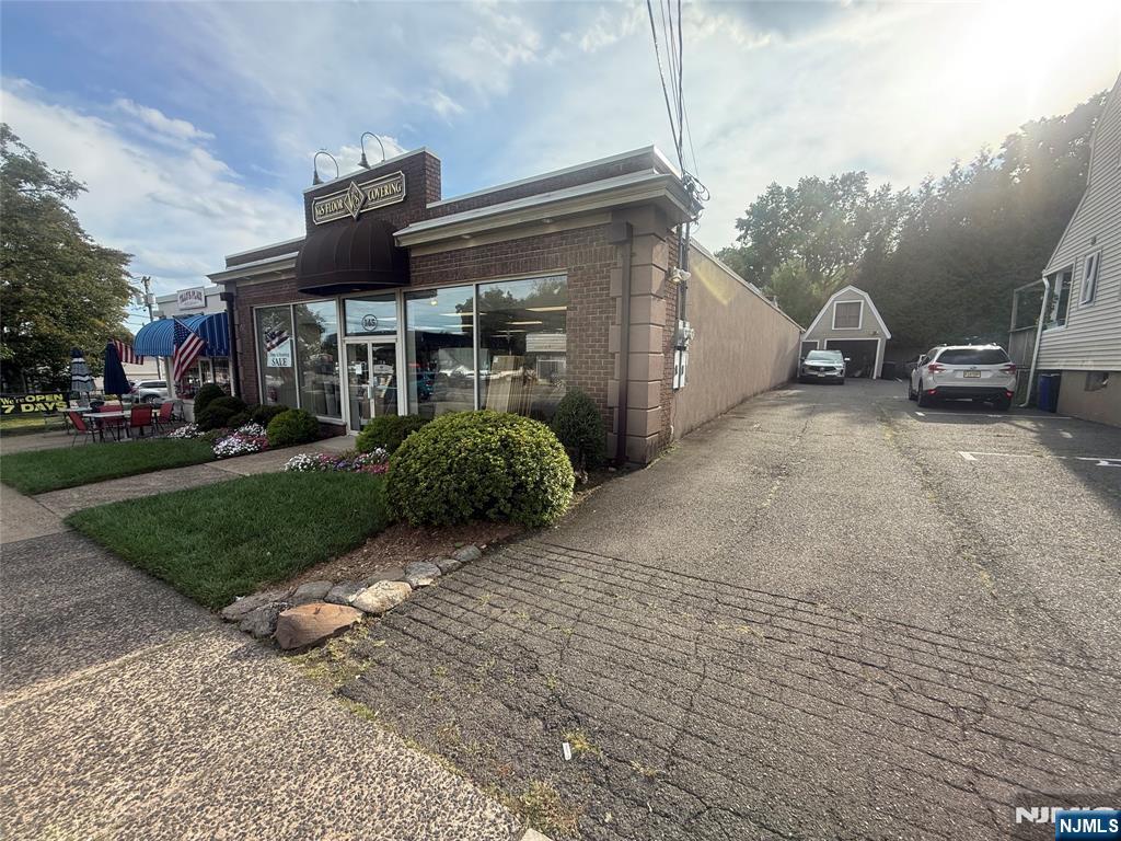 145 Godwin Avenue - Photo 2
