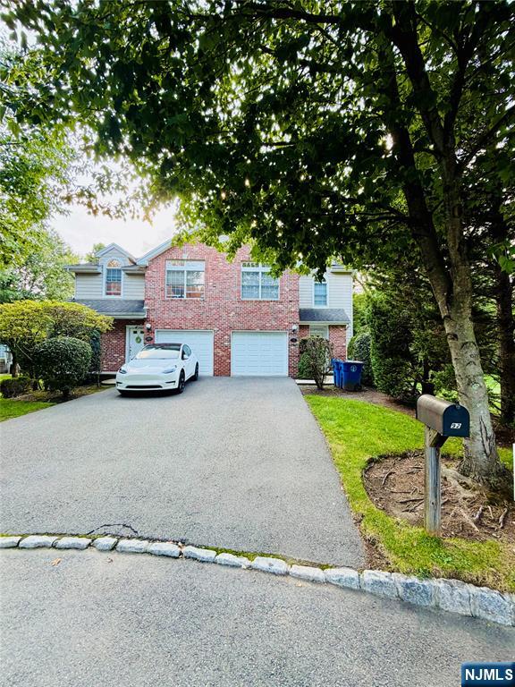 92 Hickory Court - Photo 1