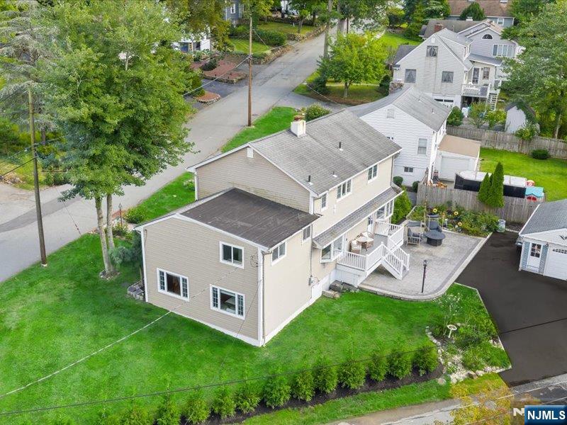 Photo 3 of Single family home for sale at 30 Laurel Dr, Wayne, NJ 07470 | MLS# 26032198 | Listing updated on 2026-09-16