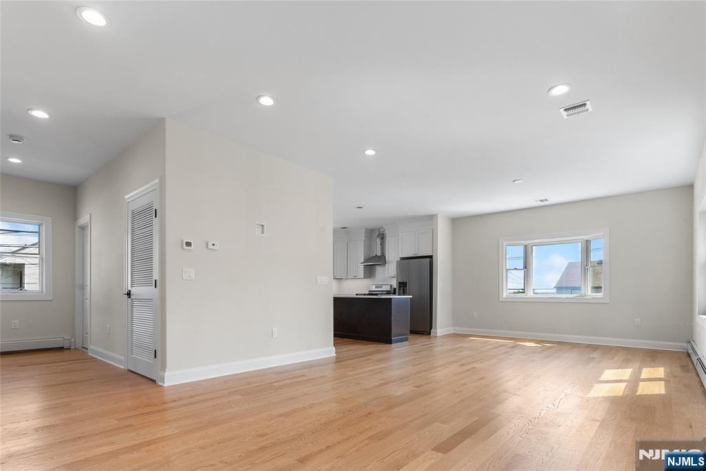 382 5th Avenue - Photo 5