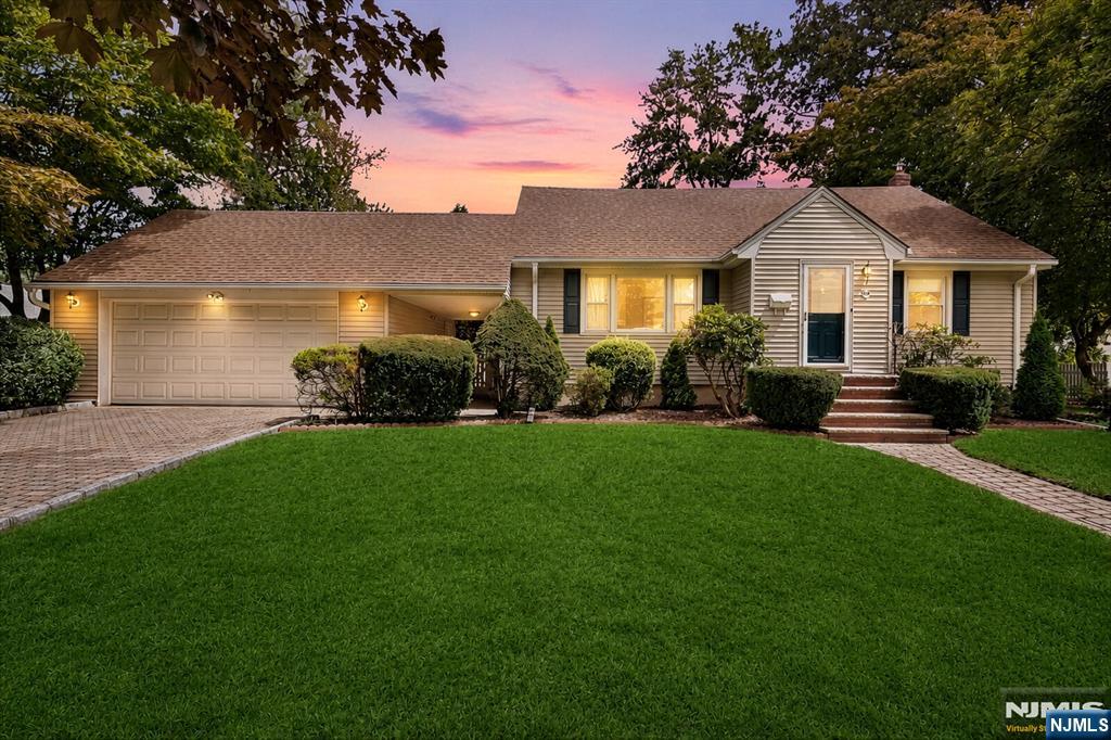 349 N Ridgewood Boulevard - Photo 1