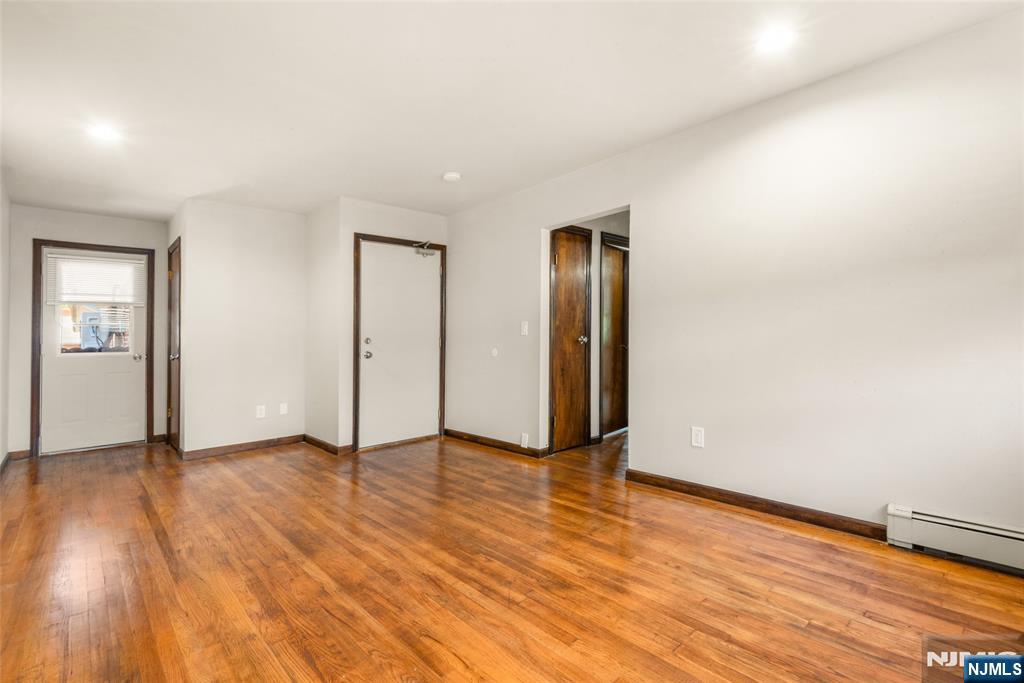 204 Terhune Avenue F - Photo 4