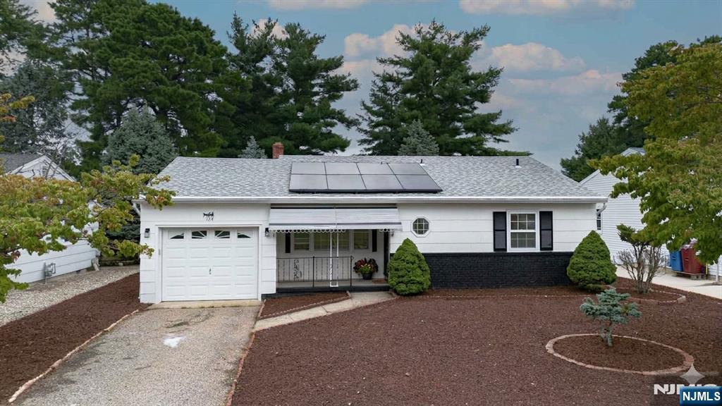124 Northumberland Drive - Photo 2