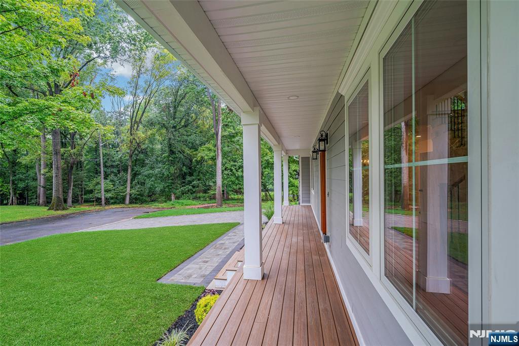 784 Austin Avenue - Photo 5