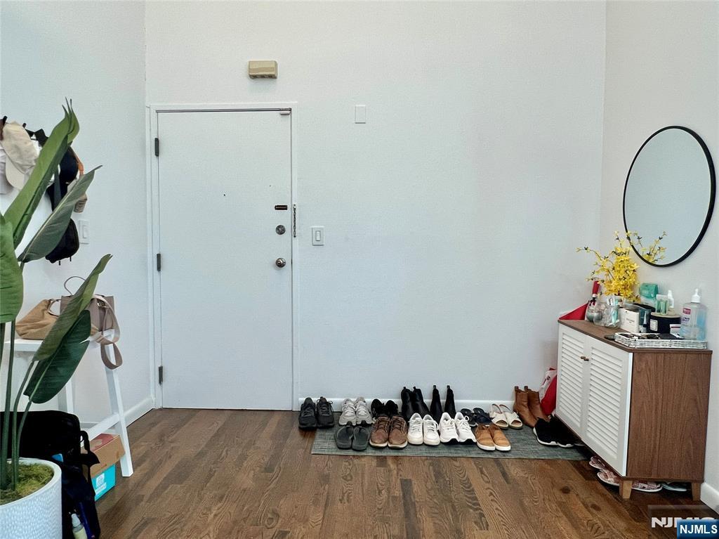 303 Grand Avenue 3 - Photo 5