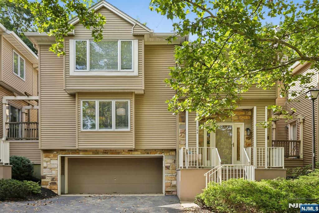164 Clarken Drive - Photo 1
