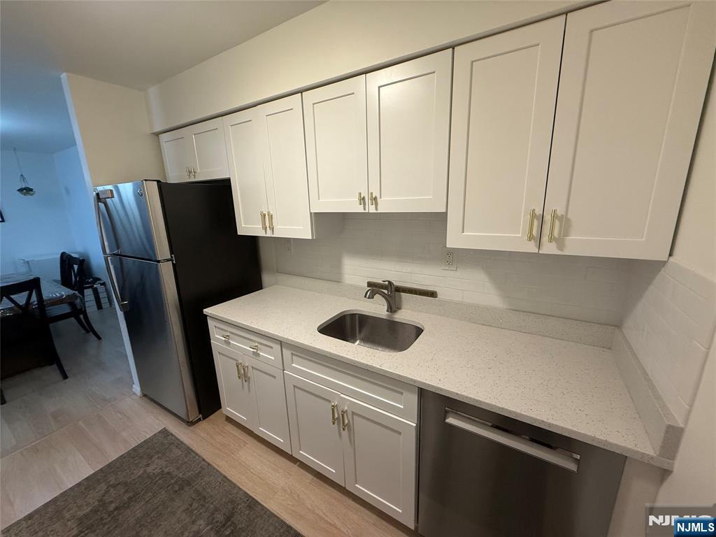 250 Grant Avenue C38 - Photo 3