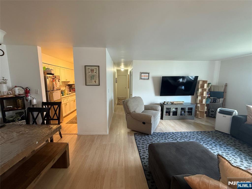 250 Grant Avenue C38 - Photo 5