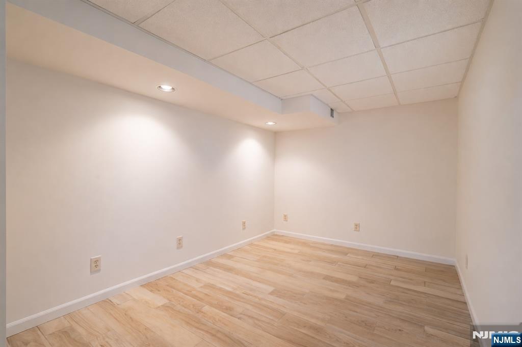 711 Bloomfield Avenue - Photo 5