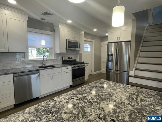 58 Hastings Avenue - Photo 4