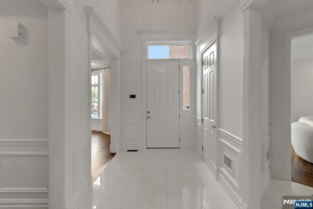 704 Heights Lane - Photo 2