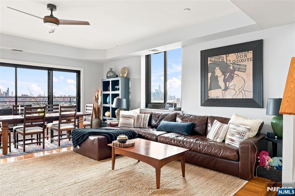 530 Gregory Avenue CP5 - Photo 2