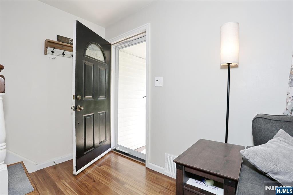 110 Hamilton Avenue - Photo 3