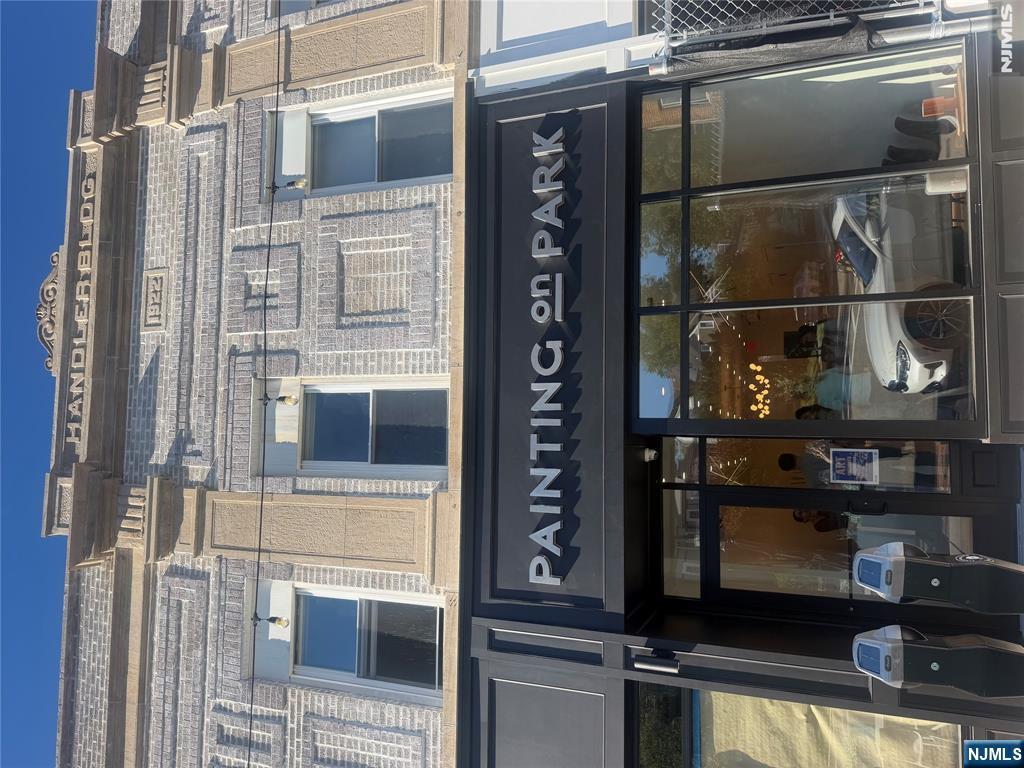 104 Park Avenue C - Photo 1