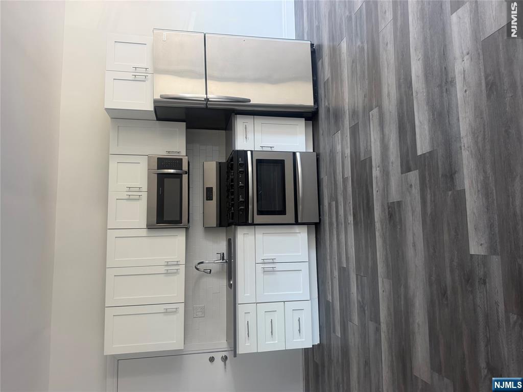 104 Park Avenue C - Photo 3