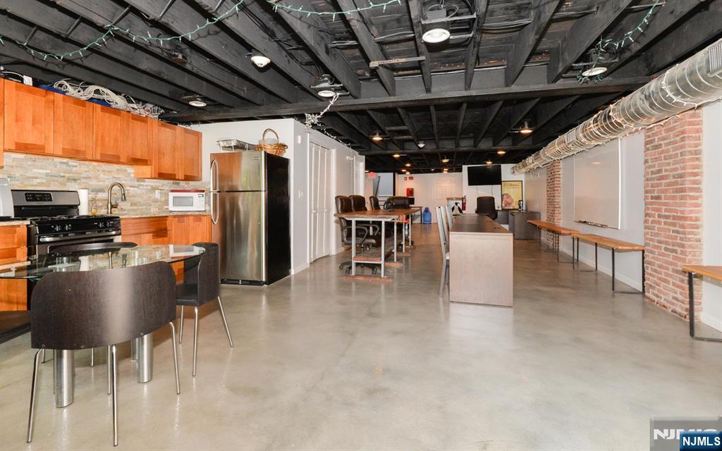 1249 Paterson Plank Road Basement - Photo 4