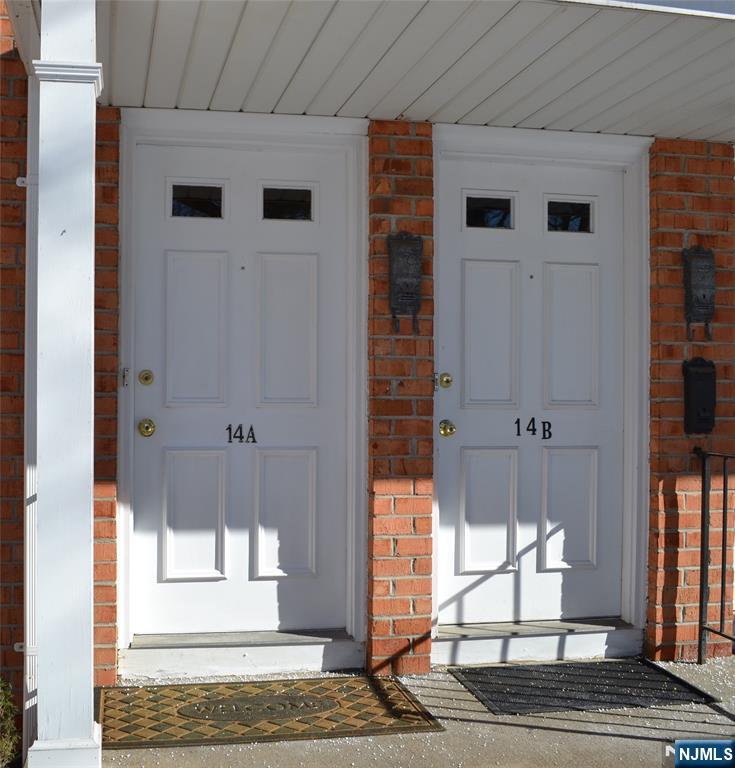 110 Midland Avenue 16A - Photo 2