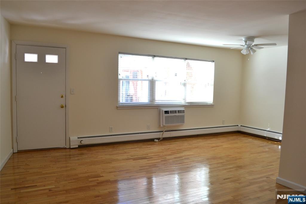 110 Midland Avenue 16A - Photo 3