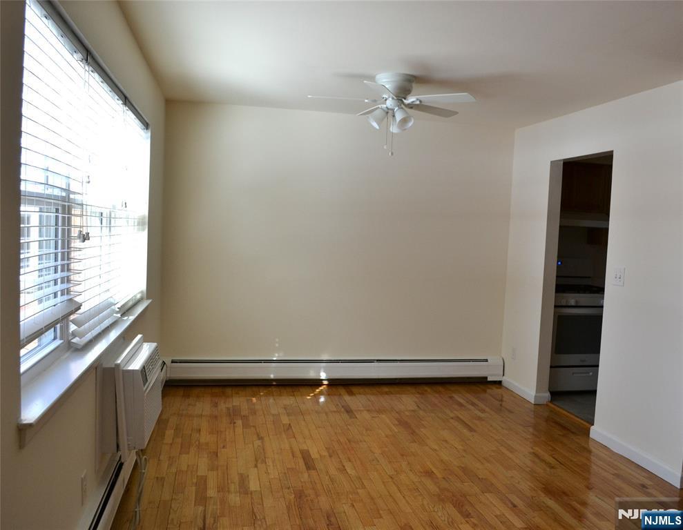 110 Midland Avenue 16A - Photo 4