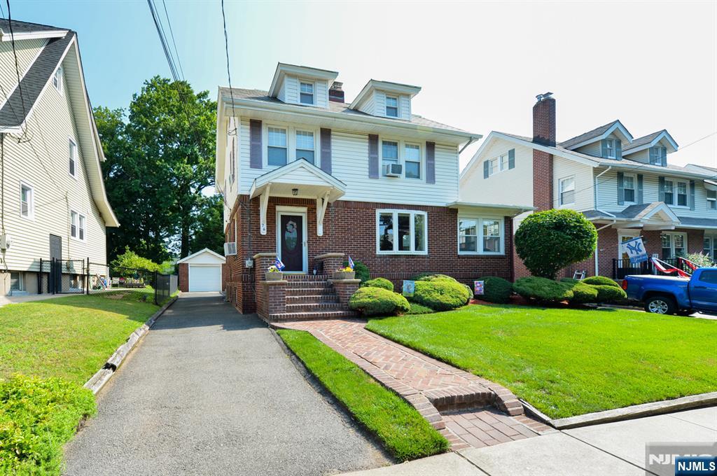 76 Poplar Street - Photo 2