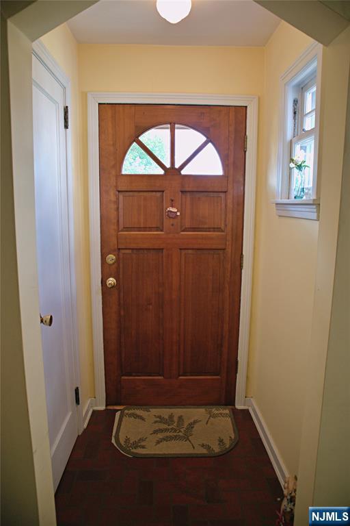 138 11th Street - Photo 4