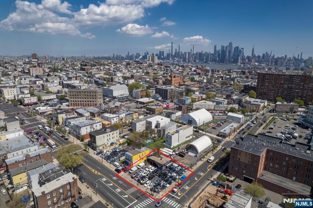 500 Kennedy Boulevard - Photo 1