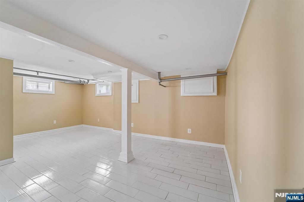 34 Cypress