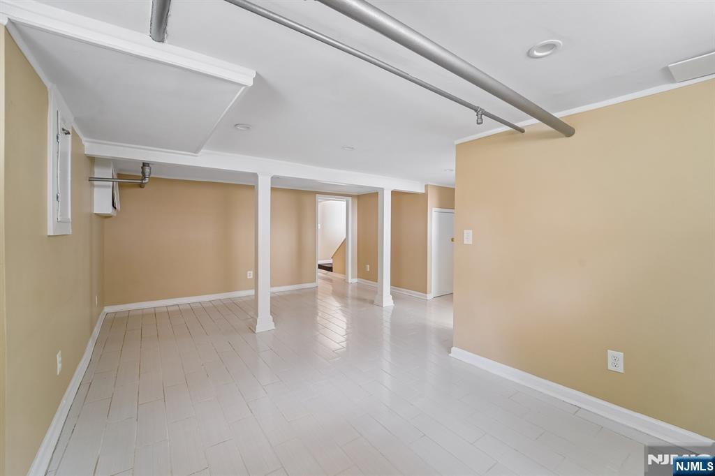 34 Cypress